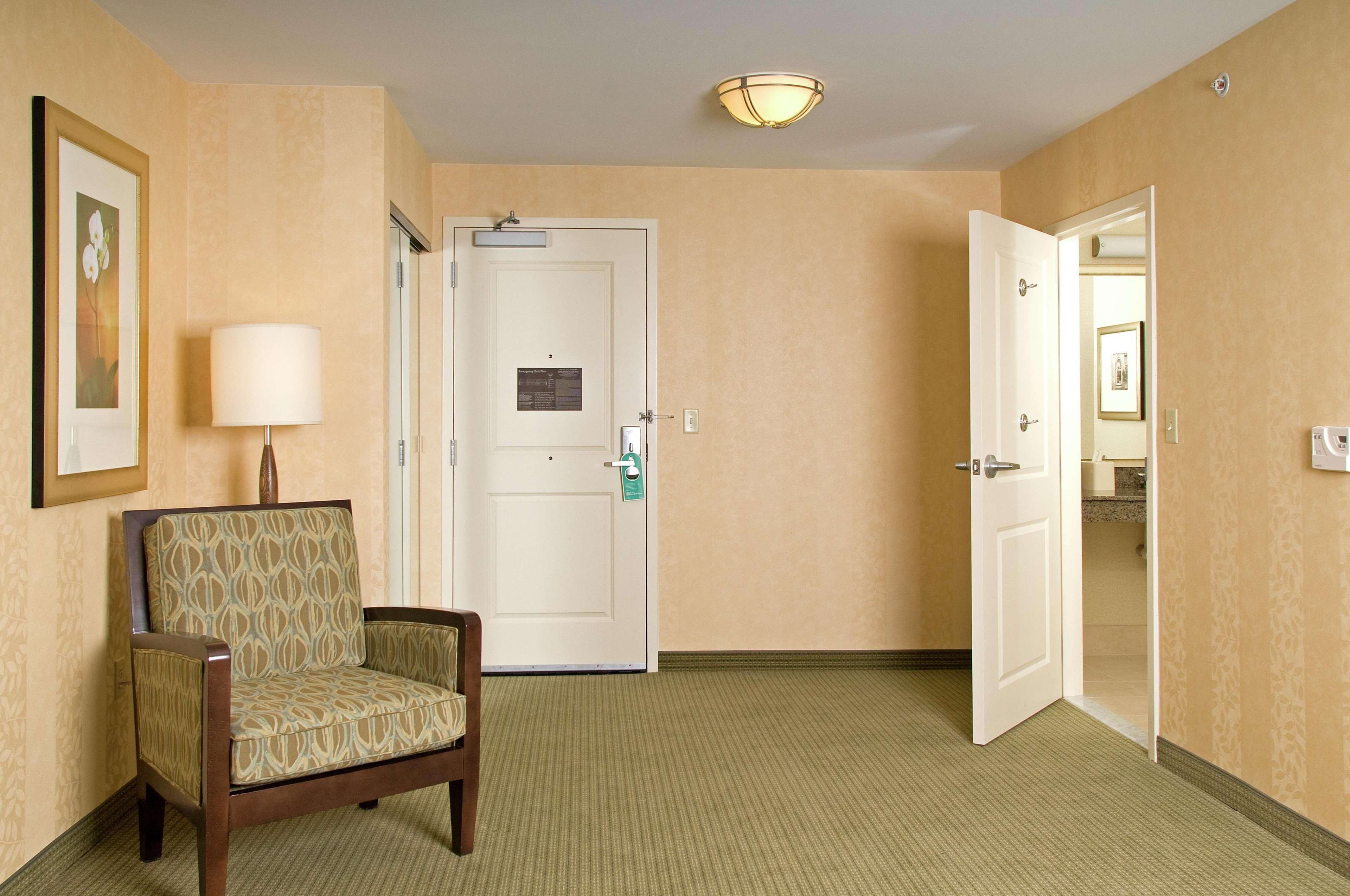 Hilton Garden Inn Mount Holly/Westampton Экстерьер фото