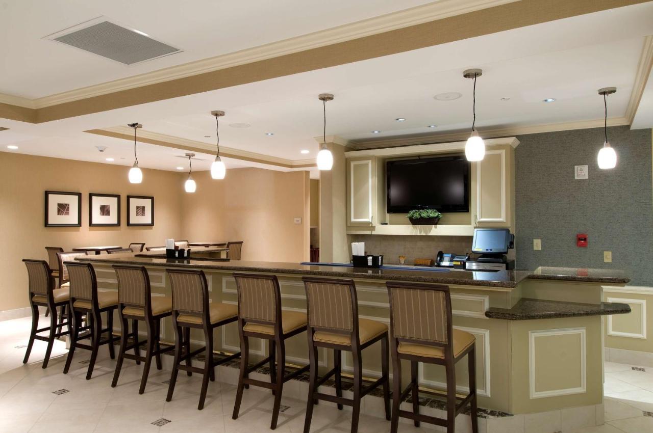 Hilton Garden Inn Mount Holly/Westampton Экстерьер фото