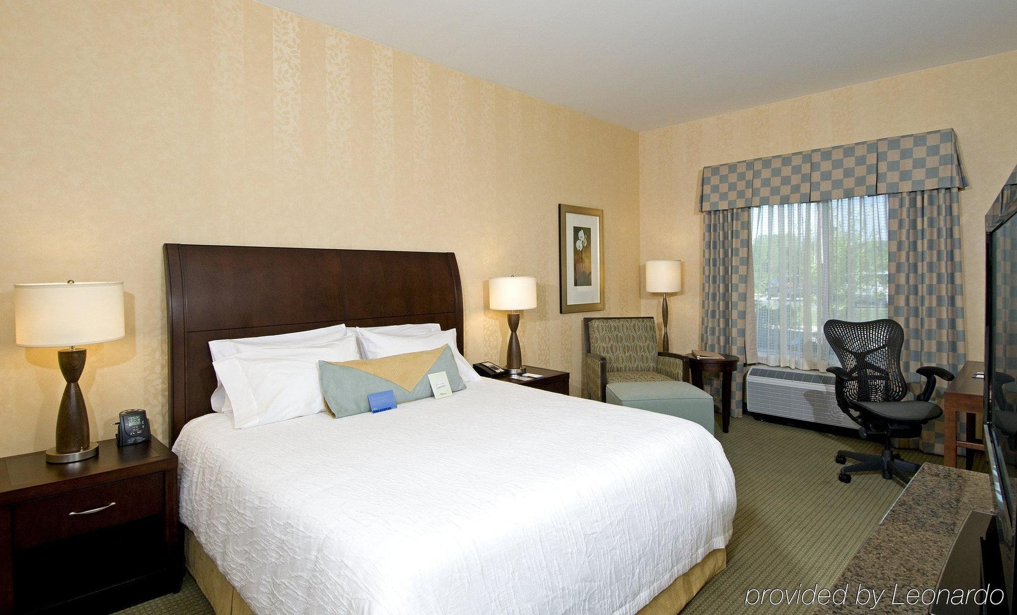 Hilton Garden Inn Mount Holly/Westampton Номер фото